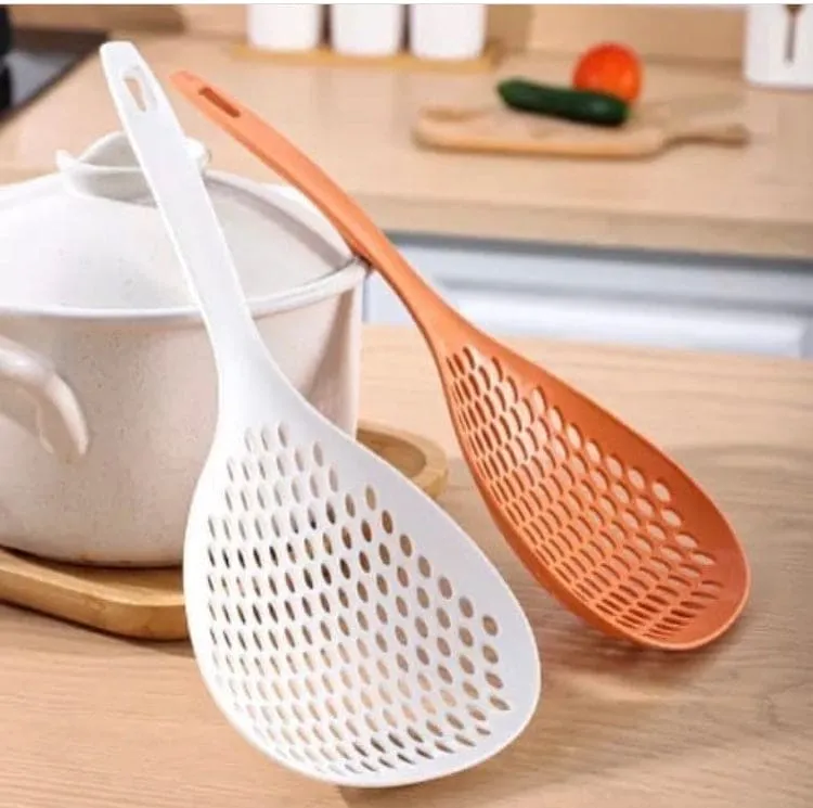 Large Kitchen Spoon Colander, Noodles Dumpling Spoon Skimmer Strainer, Long Handle Anti-Scale Spoon